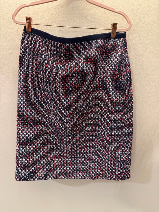 Talbots Dresses & Skirts - Talbots Navy Tweed Pencil Skirt with Red & White Accents